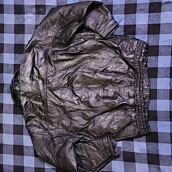 Vintage. 90s. Patchwork leather. Napoline Leather Outfitters. Bomber Jacket.  XL - Picture 12 of 16